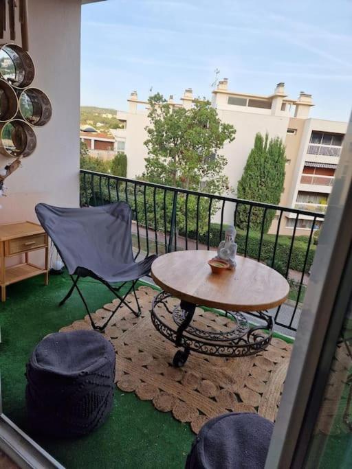 Eden Cassis - Centre Ville 2 Chbres - Wifi - Clim ภายนอก รูปภาพ